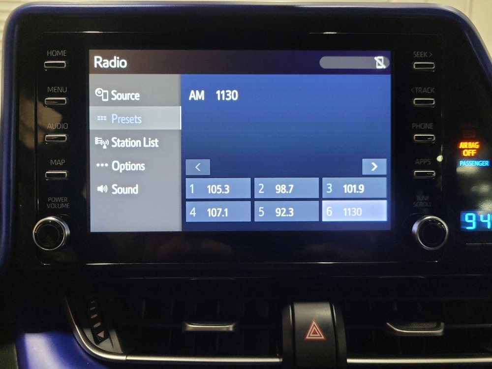 Used 2019 Toyota C-HR LE FWD image 25