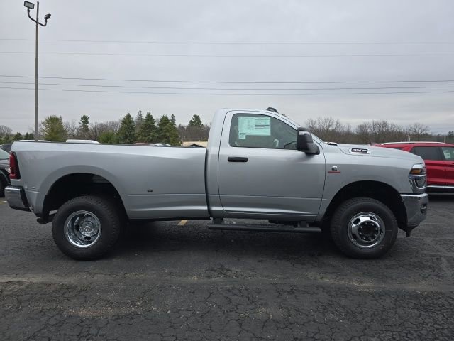 New 2026 RAM 3500 Tradesman AWD/4WD image 9