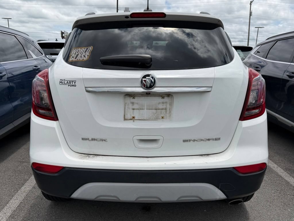 Used 2018 Buick Encore Essence FWD image 5