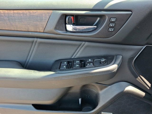 Used 2019 Subaru Outback 2.5i Limited w/ Protection Package #1 AWD/4WD image 16