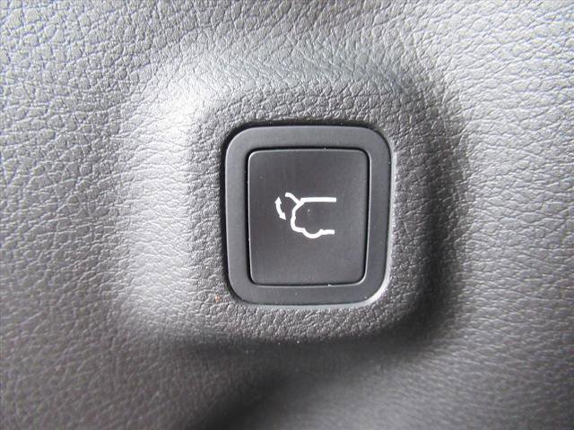 Used 2022 Jeep Compass Latitude w/ Convenience Group FWD image 34