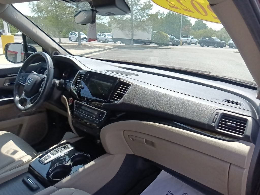 Used 2022 Honda Pilot Touring image 37