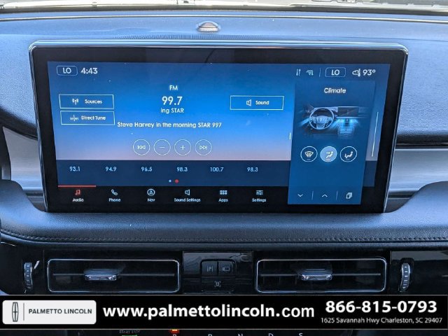 Certified 2022 Lincoln Nautilus FWD w/ Premium Package image 17
