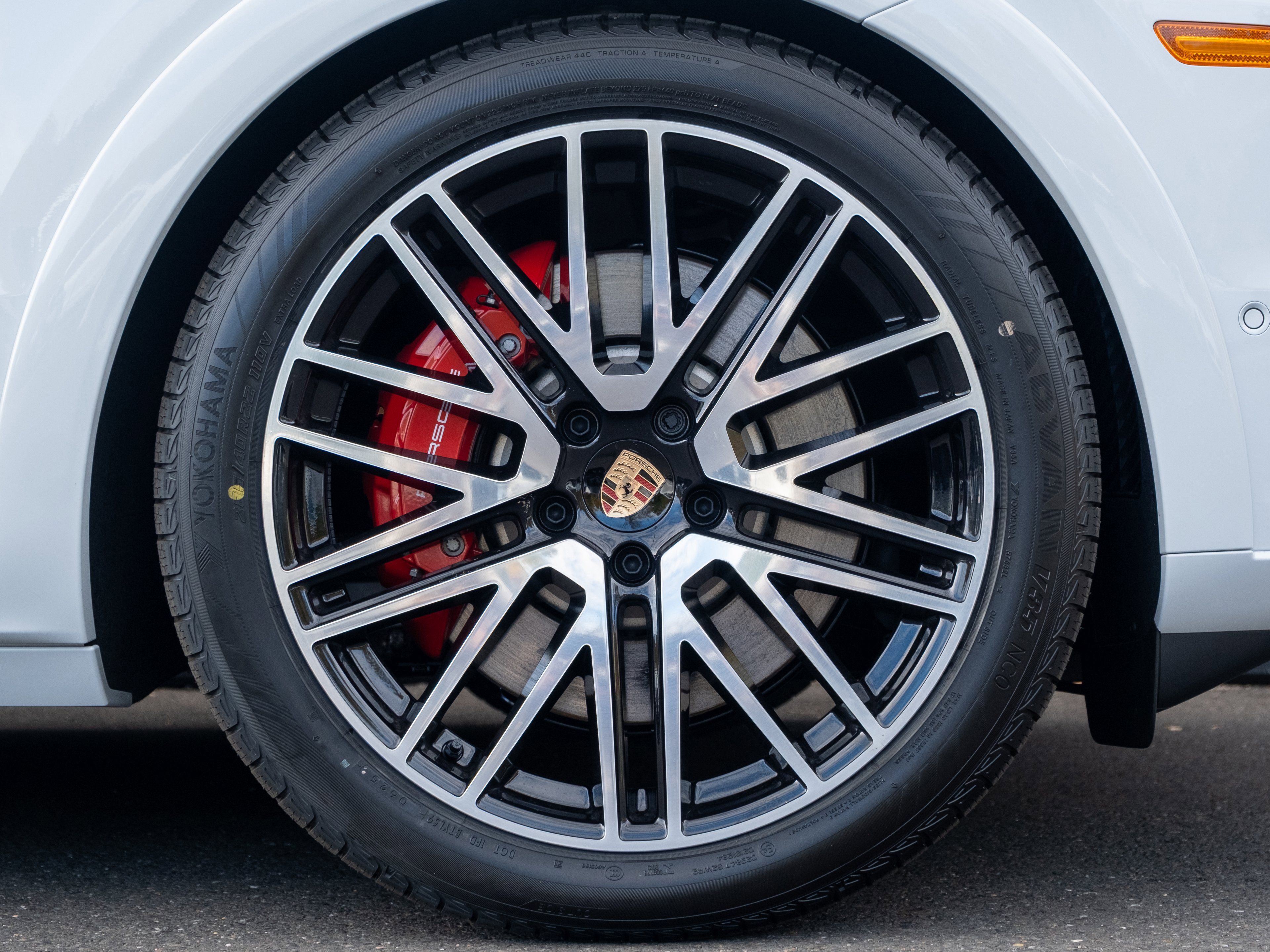 New 2026 Porsche Cayenne S image 15