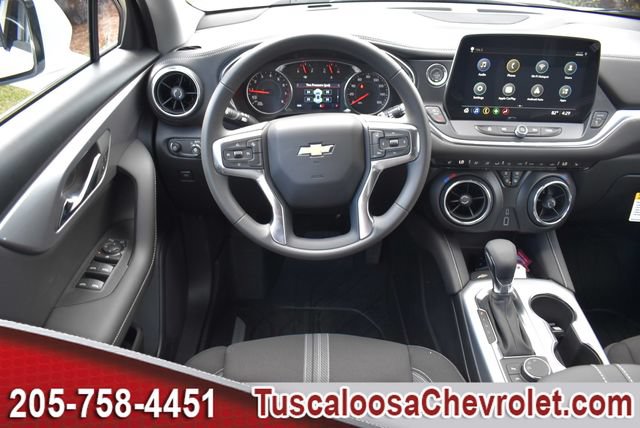 New 2026 Chevrolet Blazer LT w/ LPO, Floor Liner Package FWD image 19