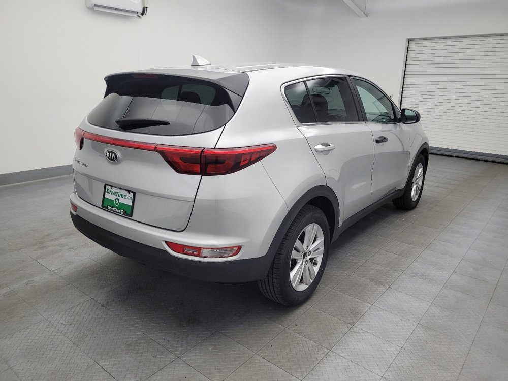 Used 2019 Kia Sportage LX image 9