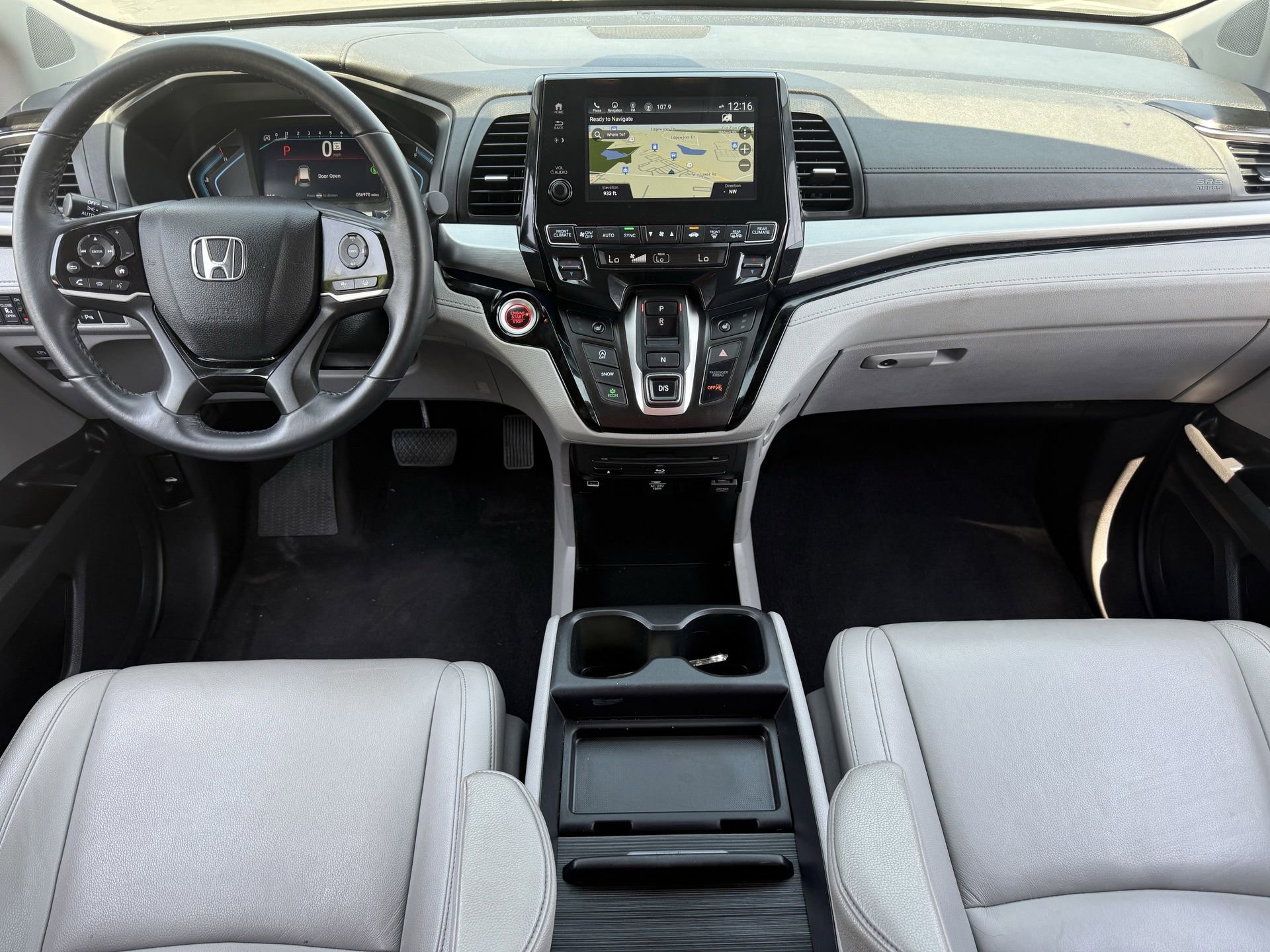 Used 2023 Honda Odyssey Touring image 2
