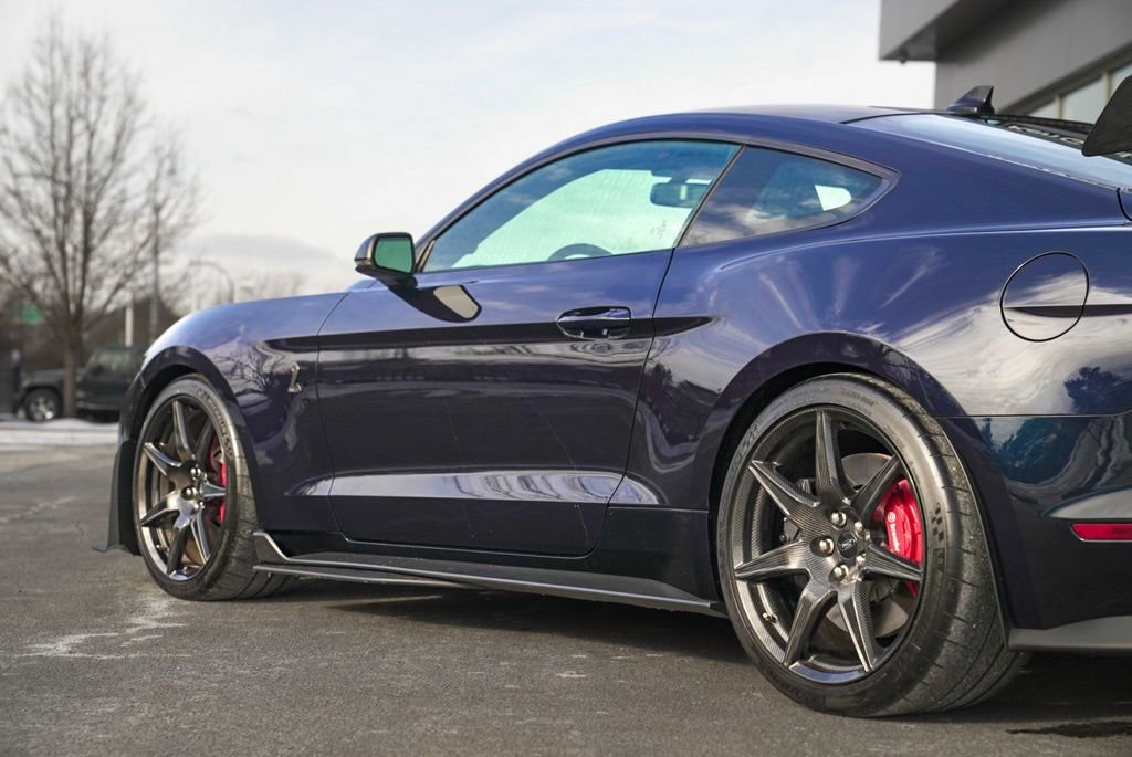 Used 2021 Ford Mustang Shelby GT500 w/ Carbon Fiber Track Pack RWD image 17