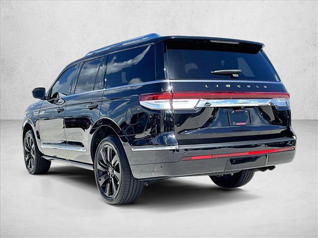 Used 2023 Lincoln Navigator Reserve image 13