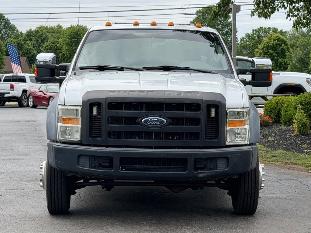 Used 2010 Ford F550 4x4 Regular Cab Super Duty image 2