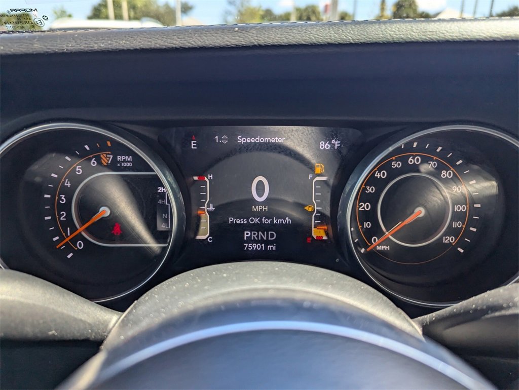 Certified 2018 Jeep Wrangler Unlimited Sahara image 29