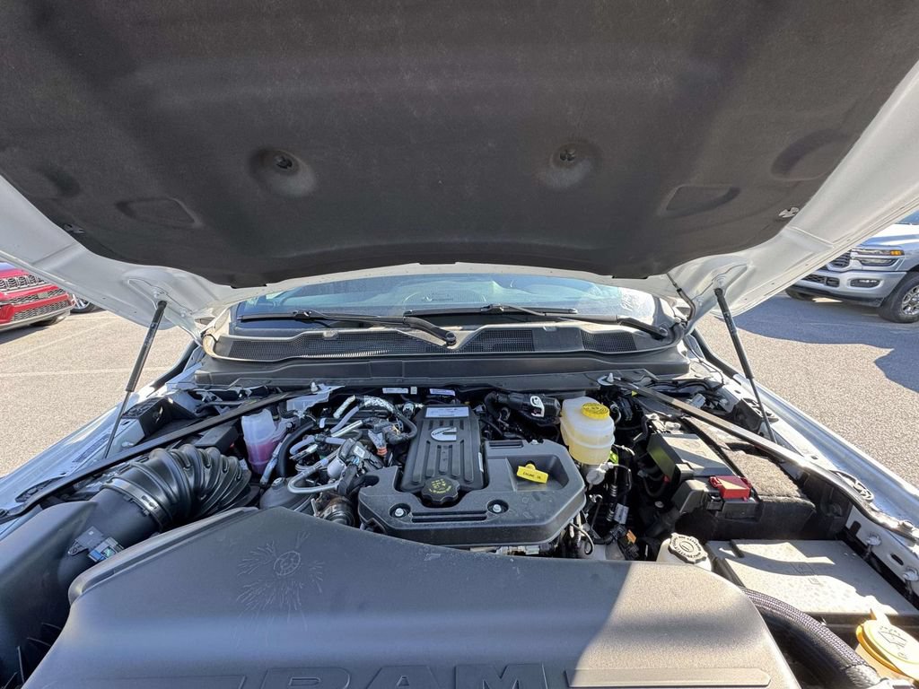 New 2026 RAM 3500 Tradesman AWD/4WD image 11