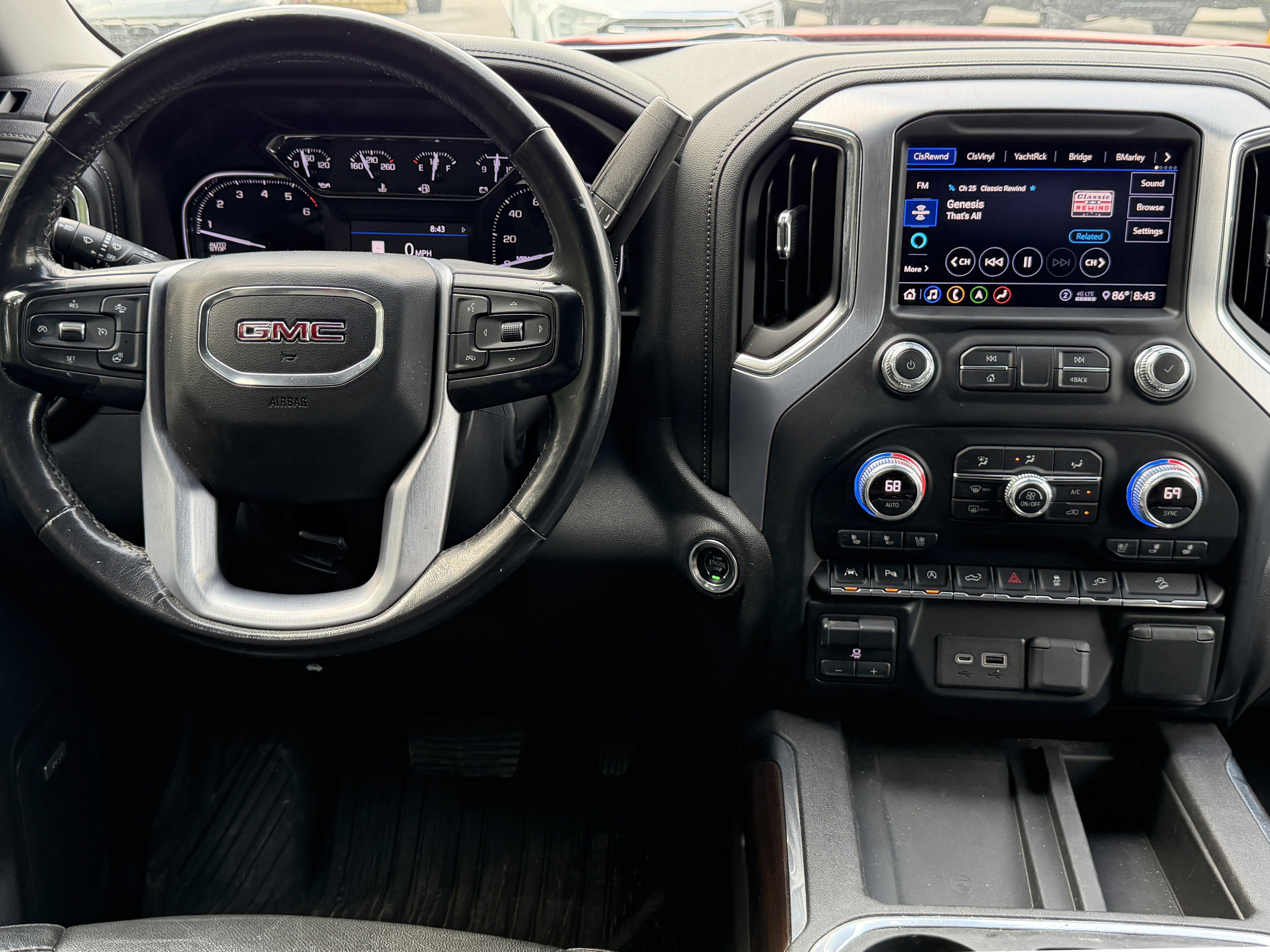 Used 2020 GMC Sierra 1500 SLT w/ SLT Premium Plus Package AWD/4WD image 9