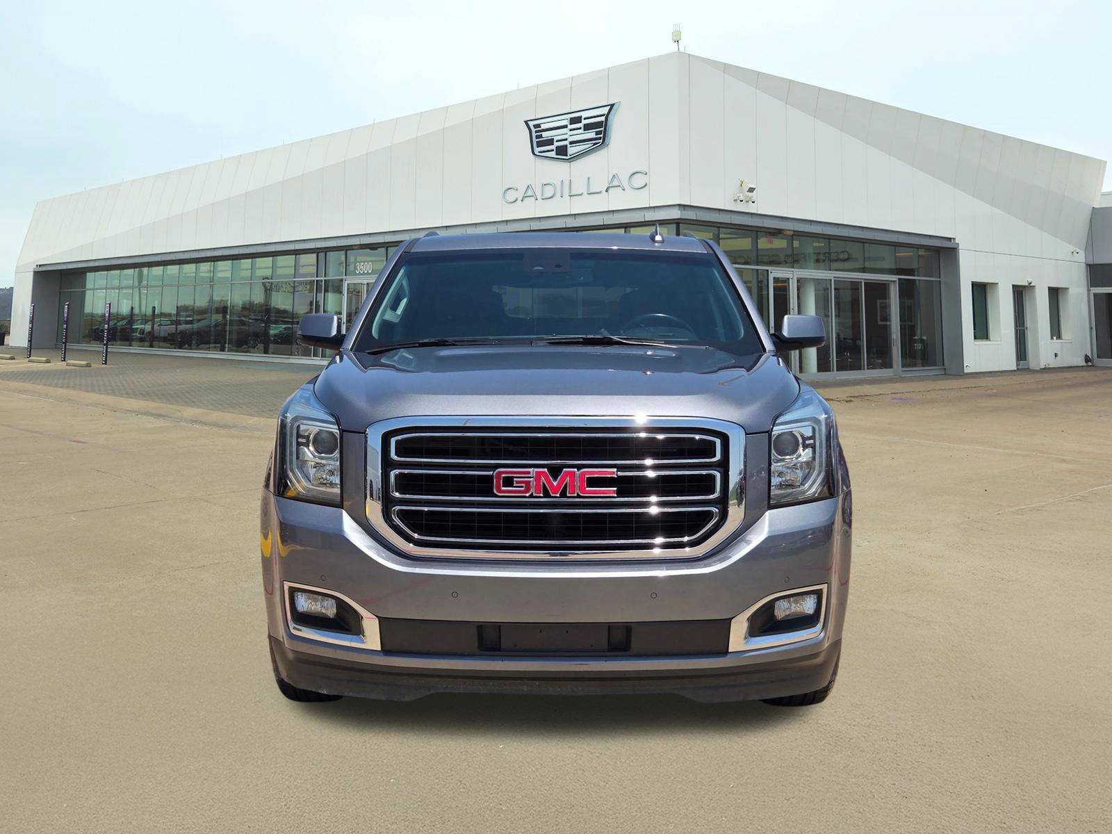 Used 2020 GMC Yukon SLT RWD image 2