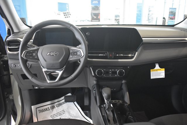 New 2026 Chevrolet TrailBlazer LT w/ Convenience Package FWD image 19