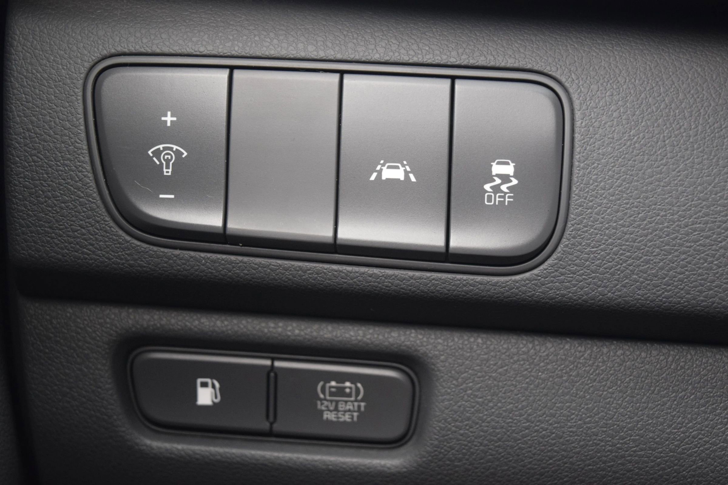 Used 2017 Kia Niro LX FWD image 14