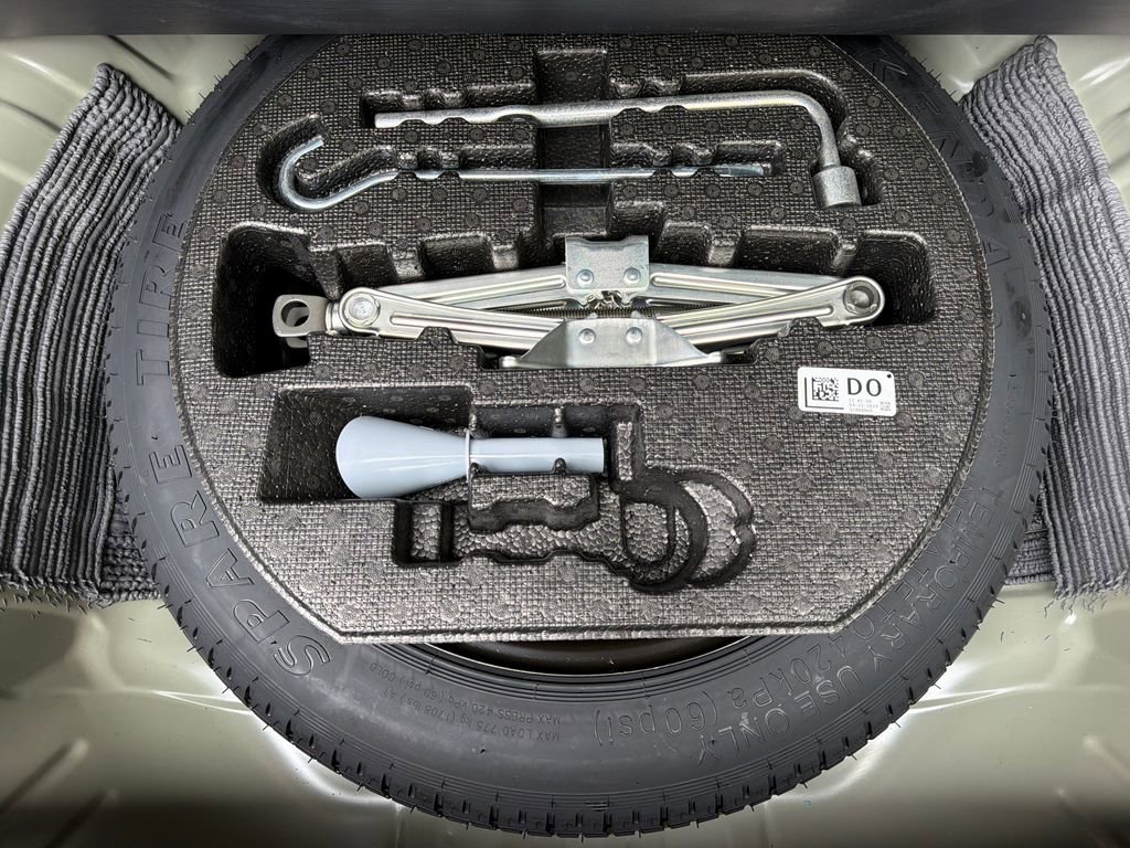 Used 2024 Honda Civic Touring image 33