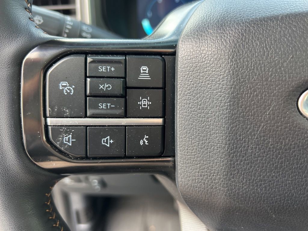 Used 2024 Ford F350 Platinum image 12