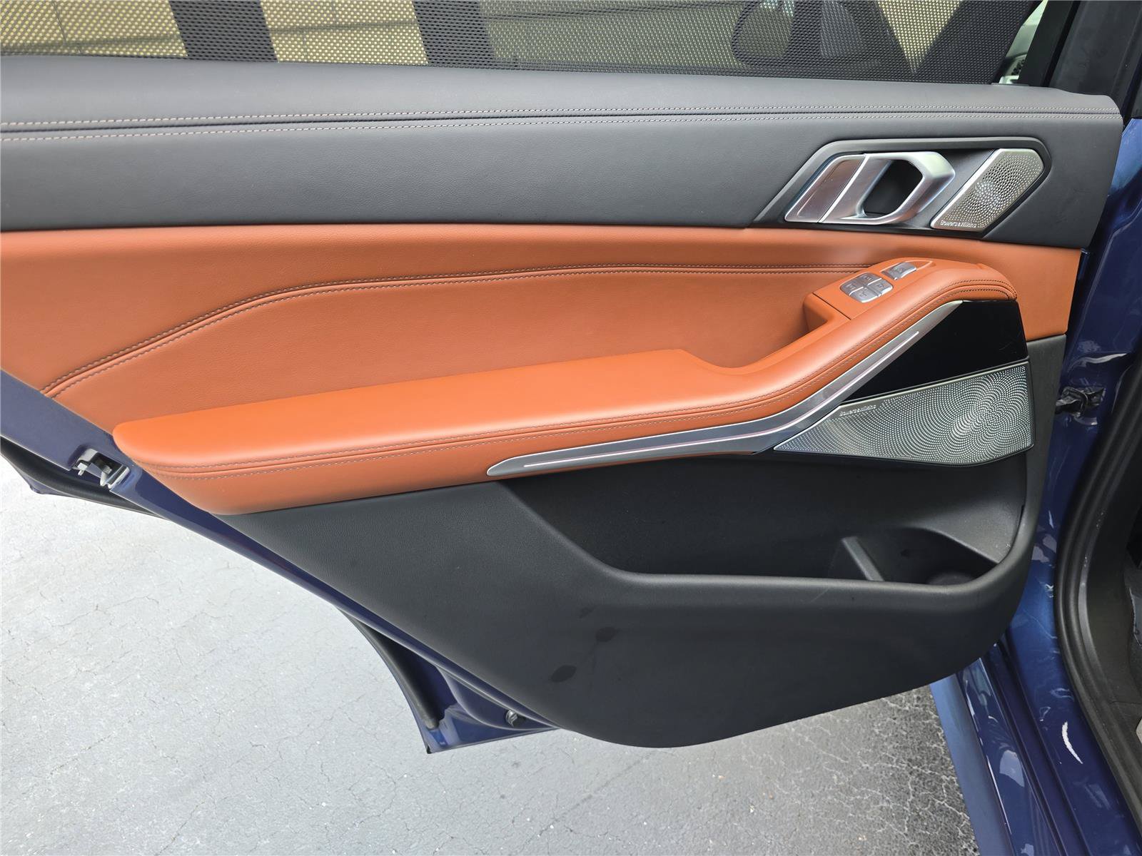 Certified 2024 BMW ALPINA XB7 AWD/4WD image 10