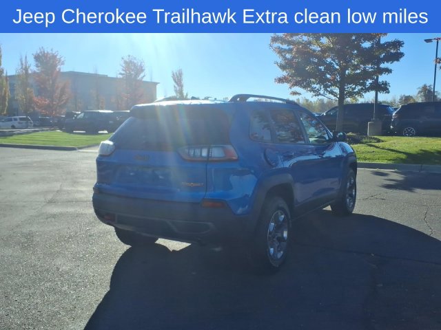 Used 2019 Jeep Cherokee Trailhawk w/ Comfort/Convenience Group AWD/4WD image 4