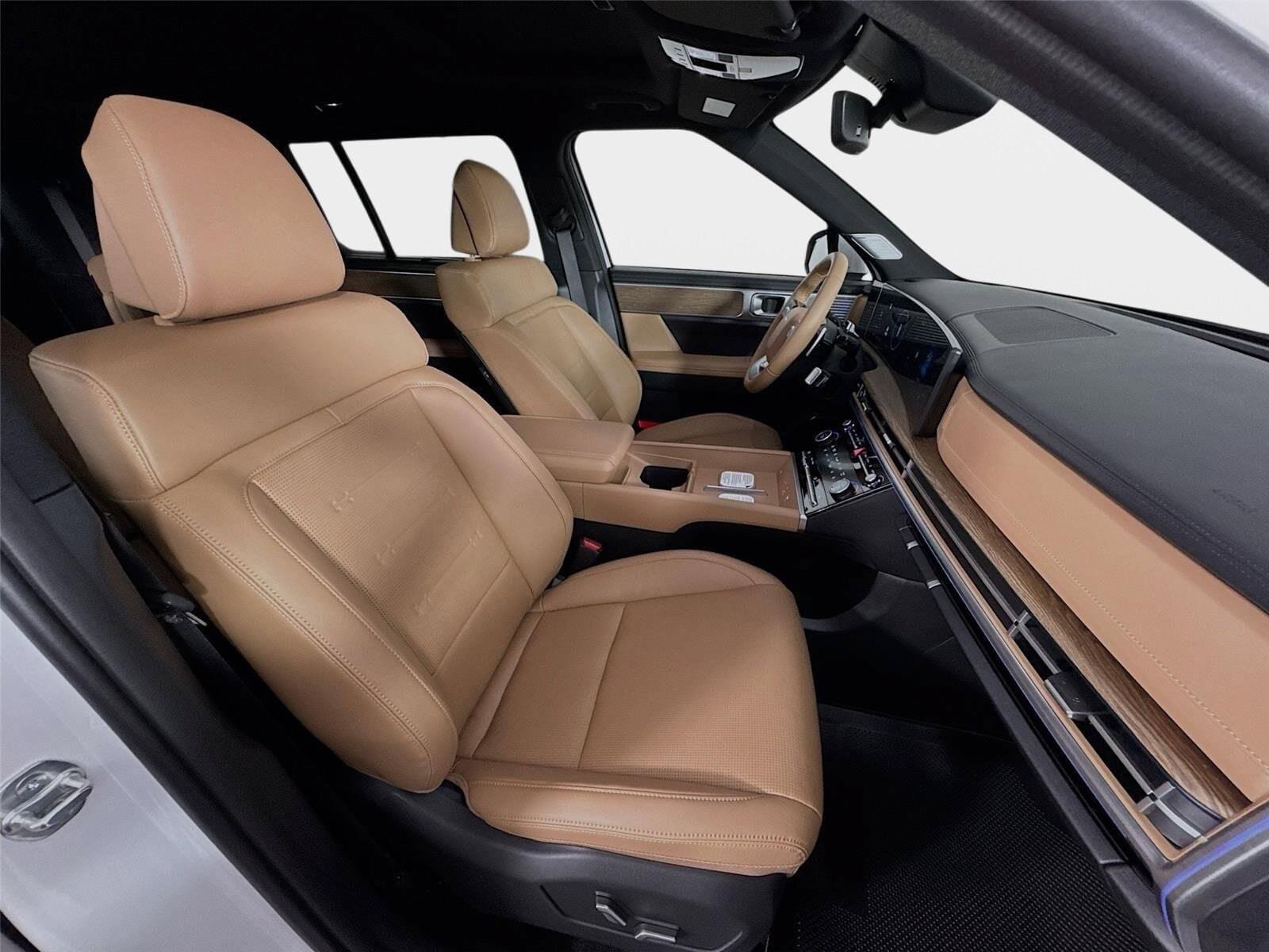 New 2026 Hyundai Santa Fe Limited FWD image 30