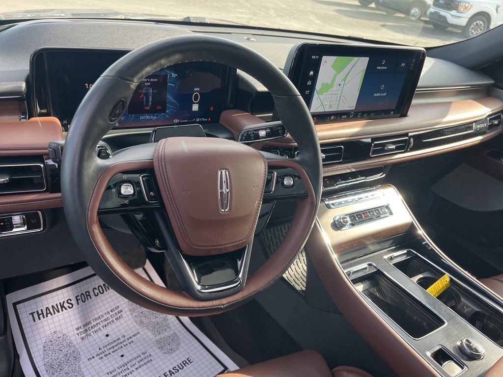 Used 2025 Lincoln Aviator Reserve w/ Equipment Group 201A image 10