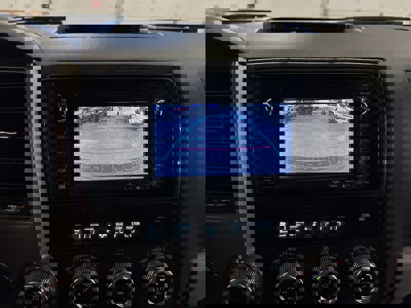 Used 2014 Toyota Sequoia Platinum image 22