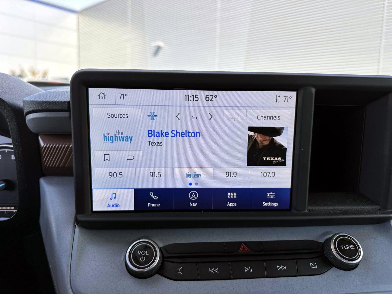 Used 2024 Ford Maverick Lariat image 24