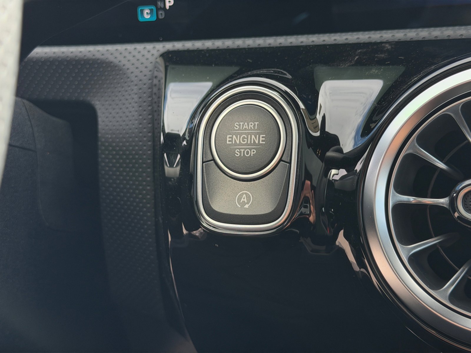 New 2026 Mercedes-Benz CLA 35 AMG 4MATIC image 30