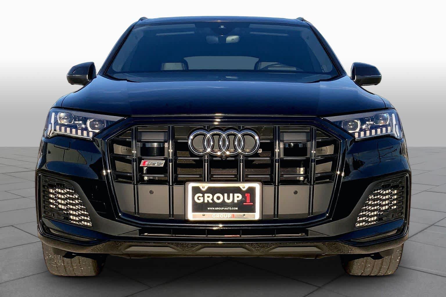 Used 2024 Audi SQ7 Prestige w/ S Sport Package AWD/4WD image 4