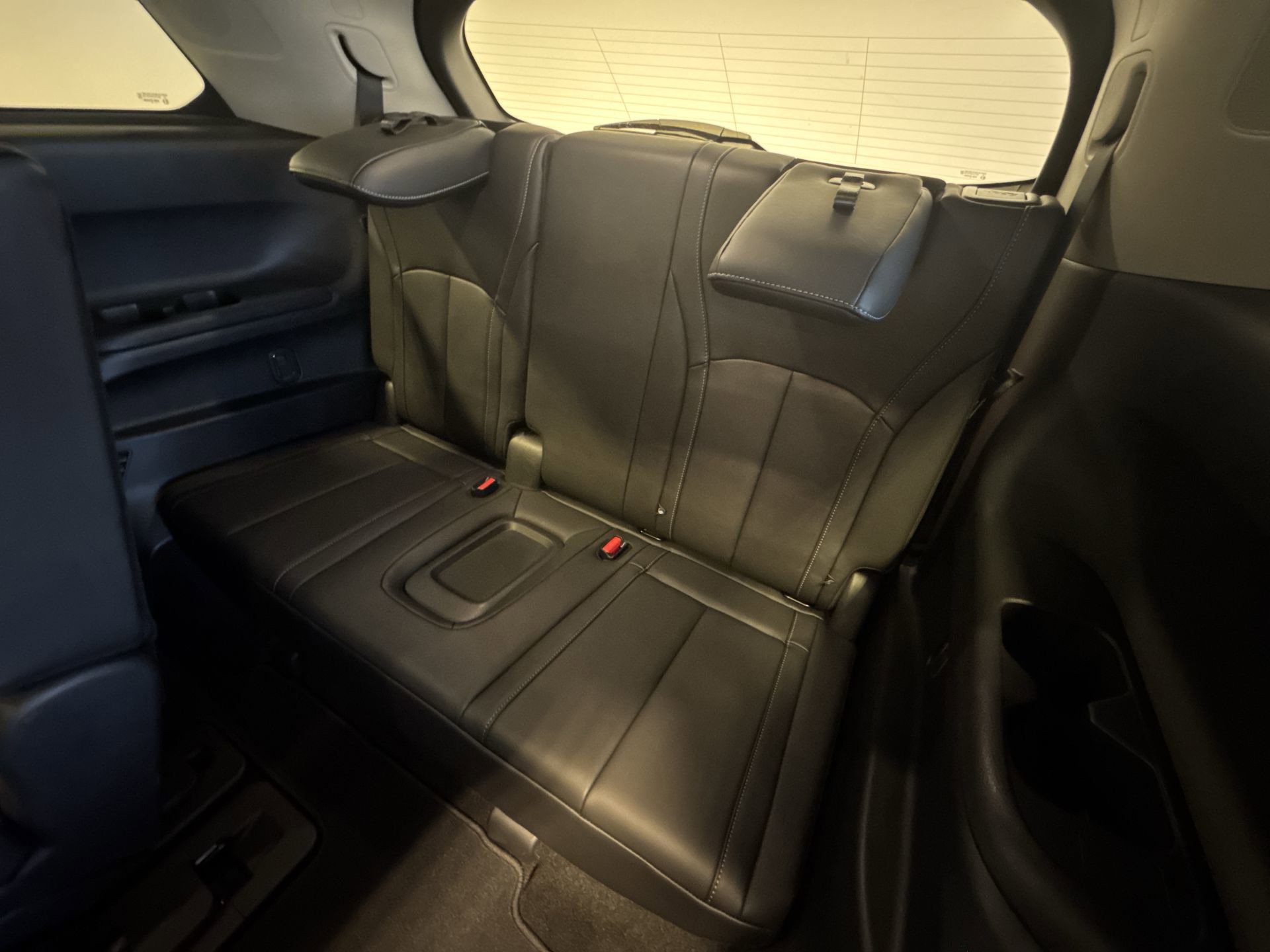 Certified 2025 INFINITI QX60 Luxe w/ Cargo Package AWD/4WD image 24