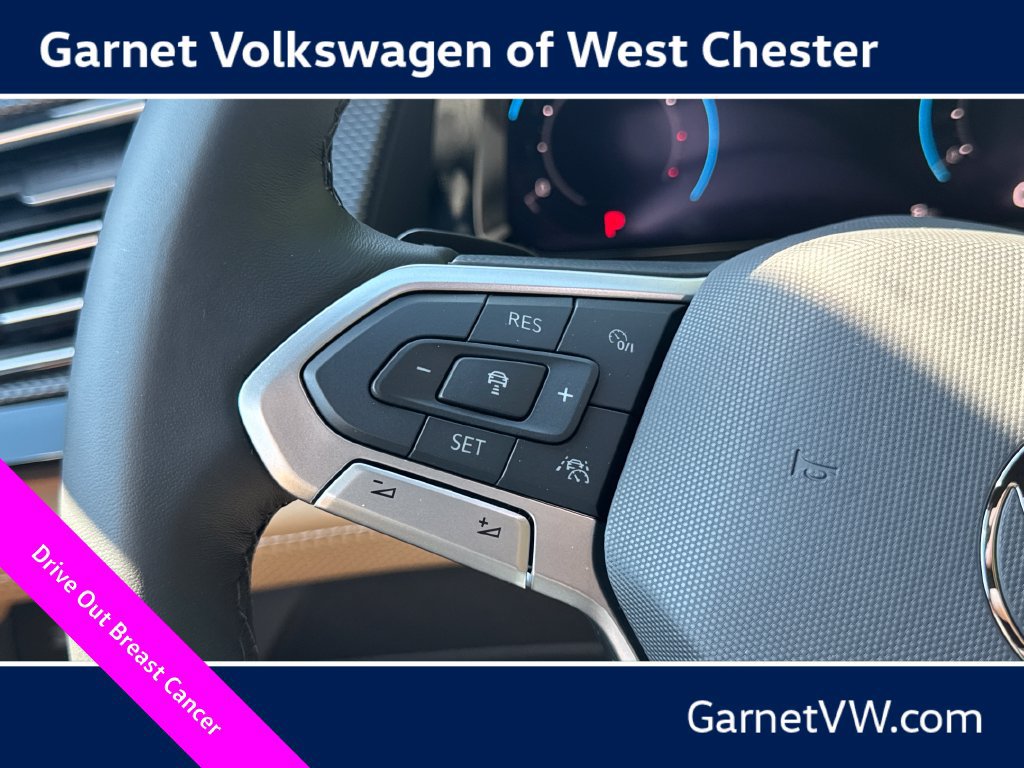 New 2026 Volkswagen Atlas Cross Sport SEL R-Line AWD/4WD image 35