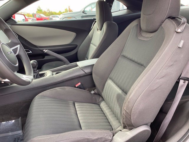 Used 2010 Chevrolet Camaro LS RWD image 14
