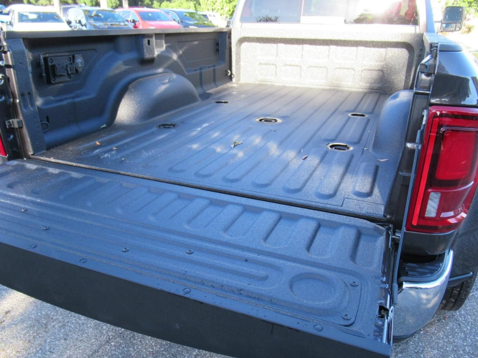 New 2026 RAM 3500 Big Horn AWD/4WD image 30