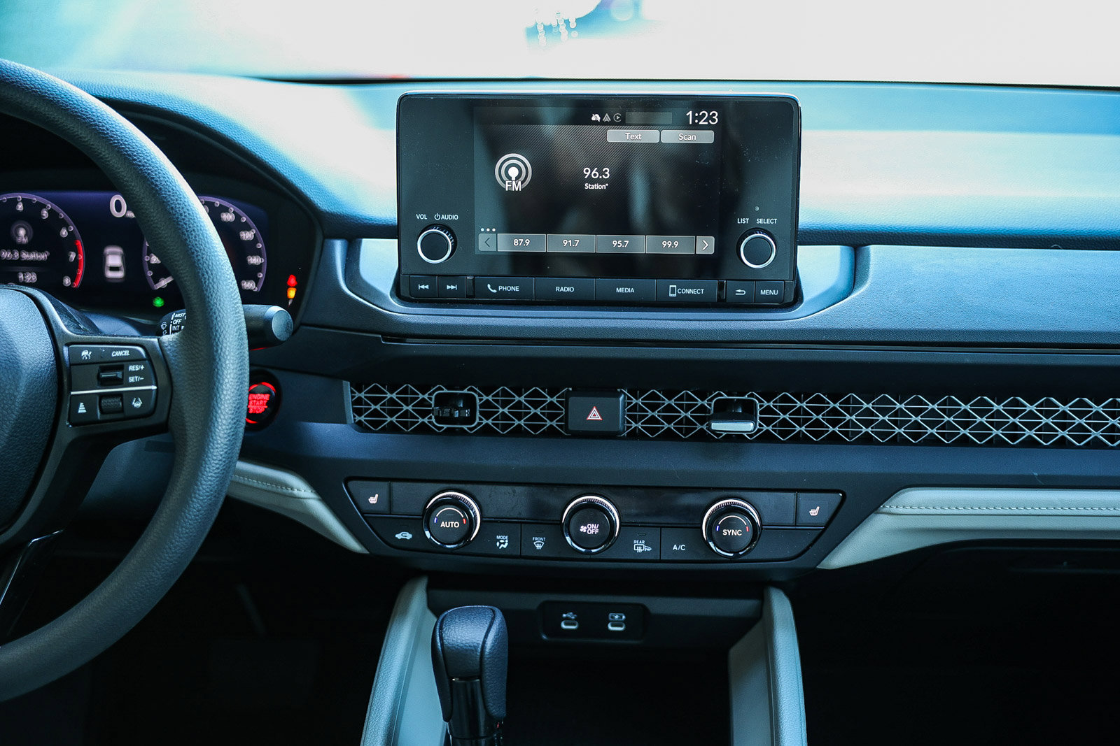 Used 2024 Honda Accord EX image 18