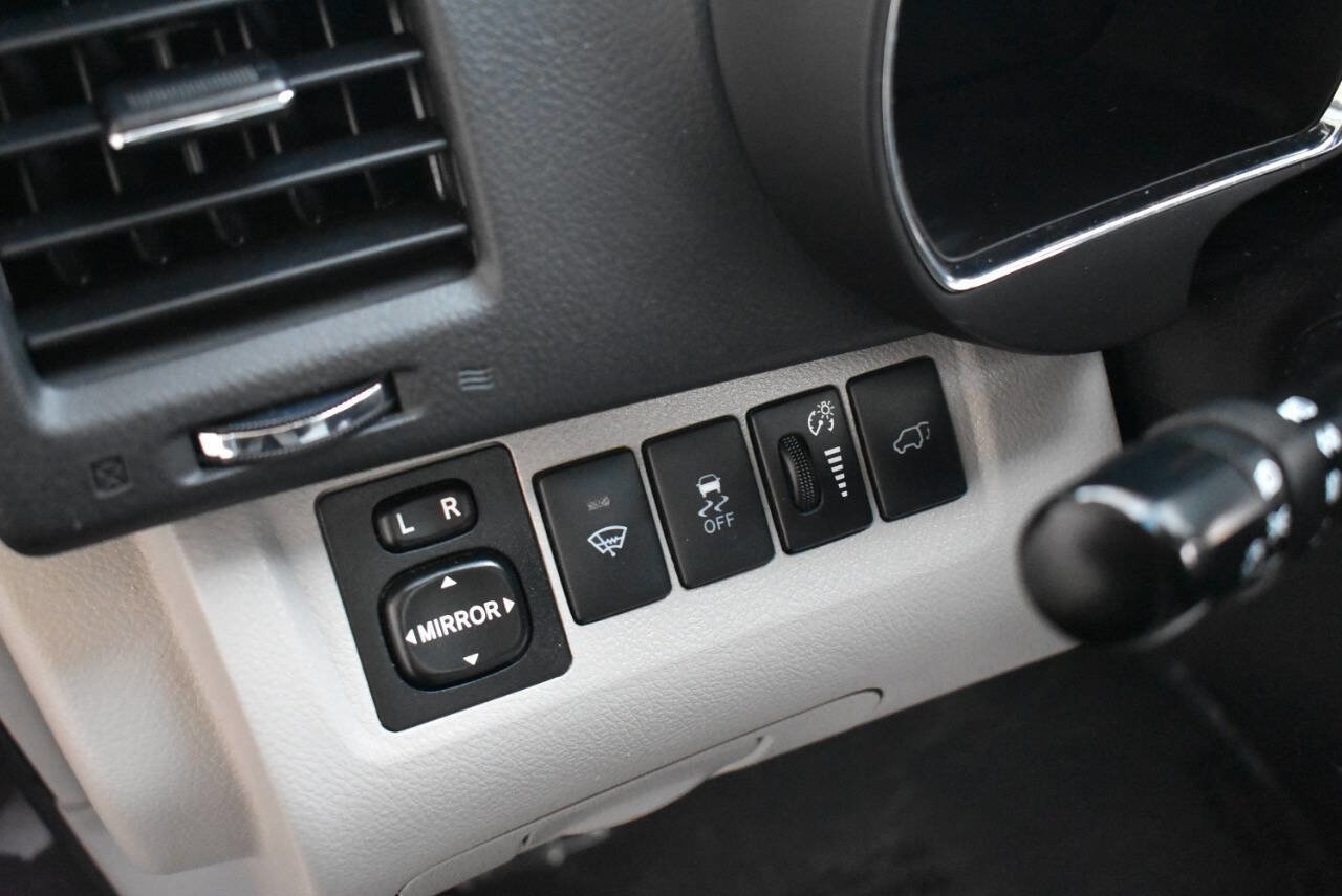 Used 2012 Toyota Highlander Limited image 52