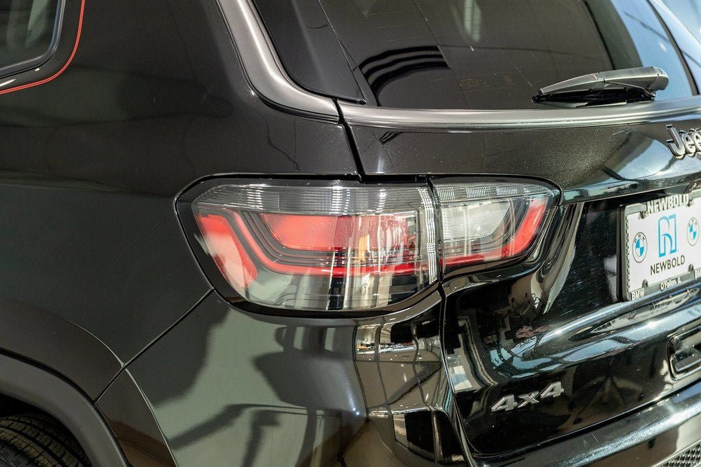 Used 2022 Jeep Compass Trailhawk w/ Trailhawk Elite Group image 9