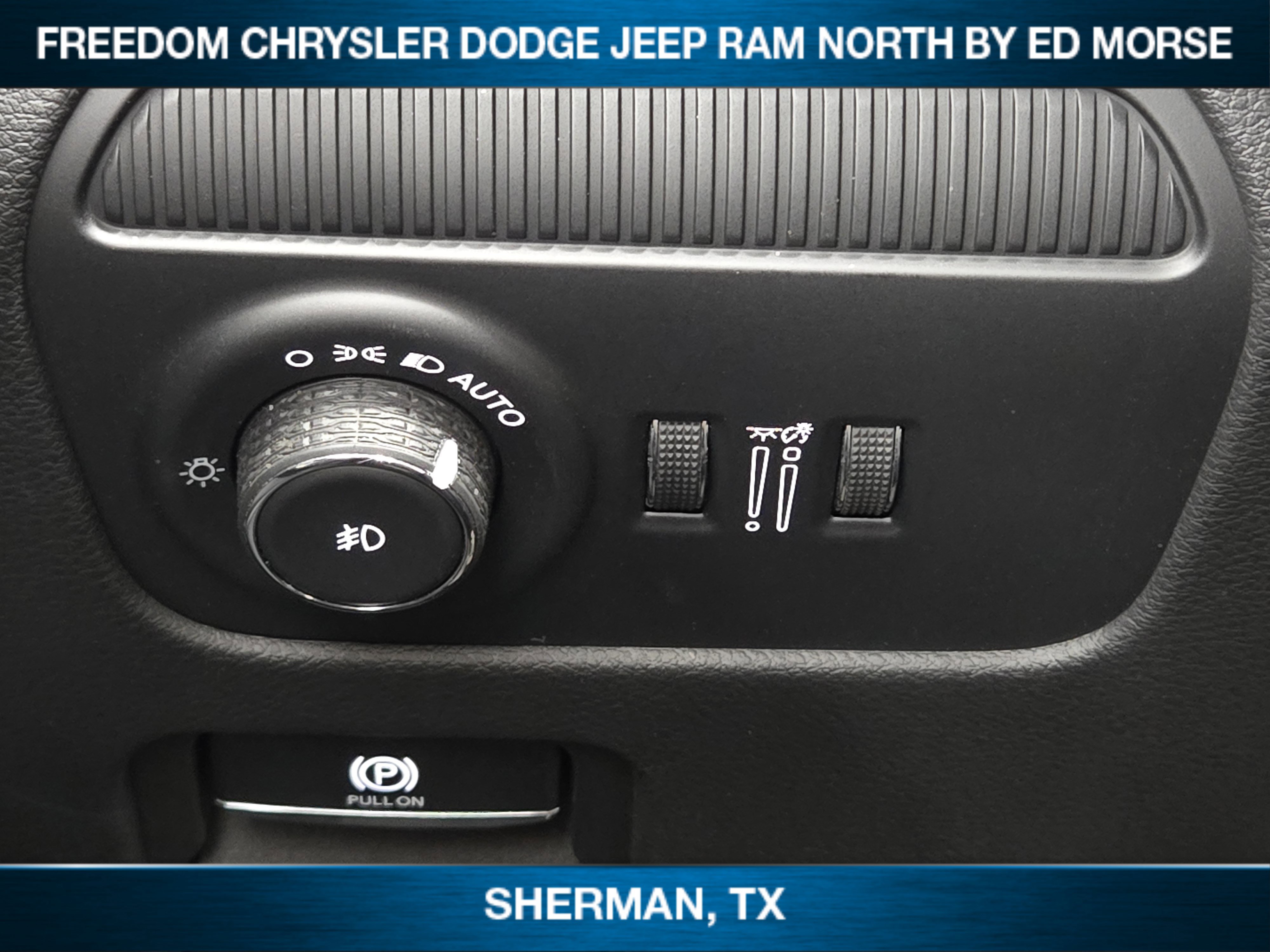 New 2025 Jeep Wagoneer 2WD image 18