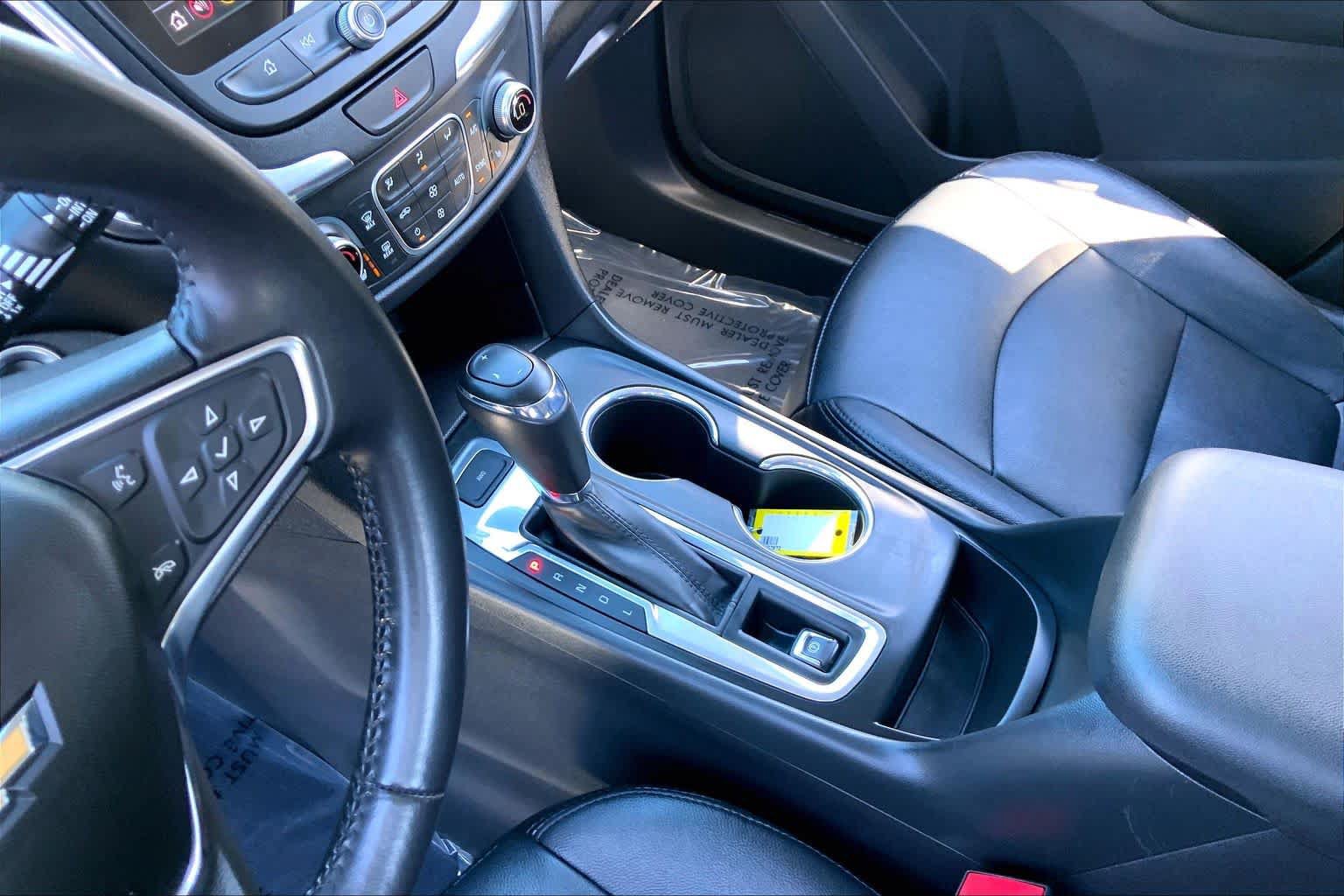 Used 2019 Chevrolet Equinox LT AWD/4WD image 17