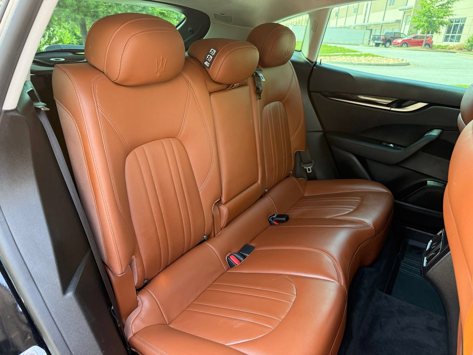 Used 2017 Maserati Levante AWD/4WD image 42