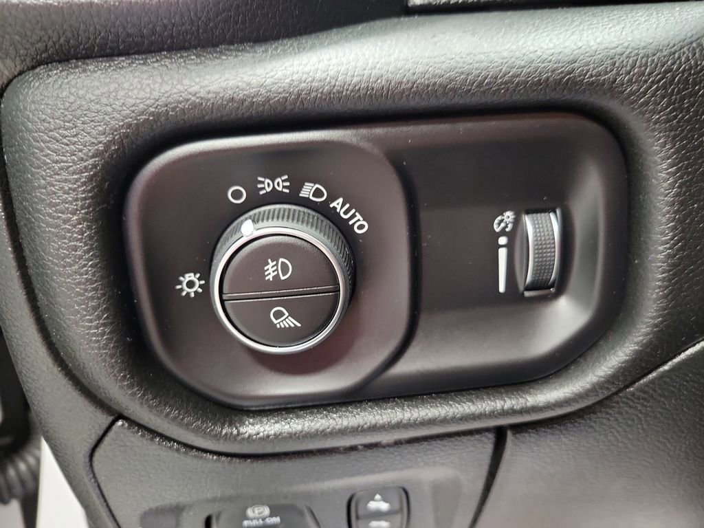 Certified 2023 RAM 1500 Big Horn AWD/4WD image 35