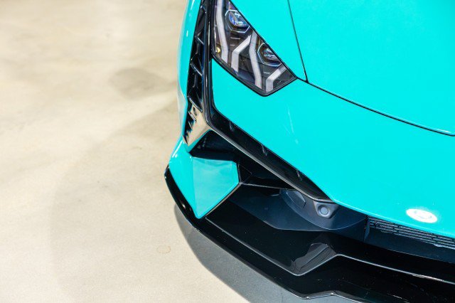 Used 2023 Lamborghini Huracan Tecnica RWD image 11