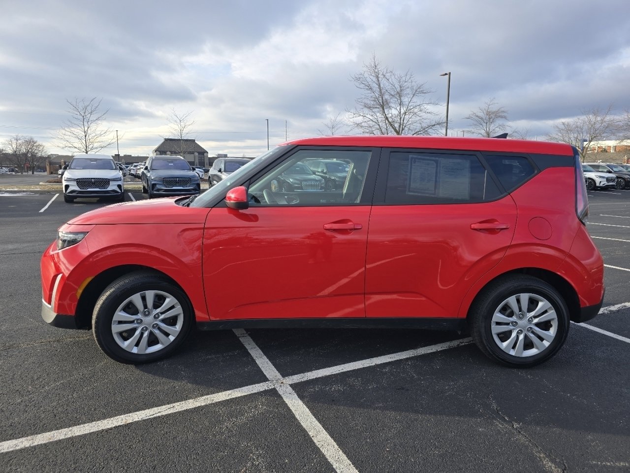 Used 2023 Kia Soul LX image 12