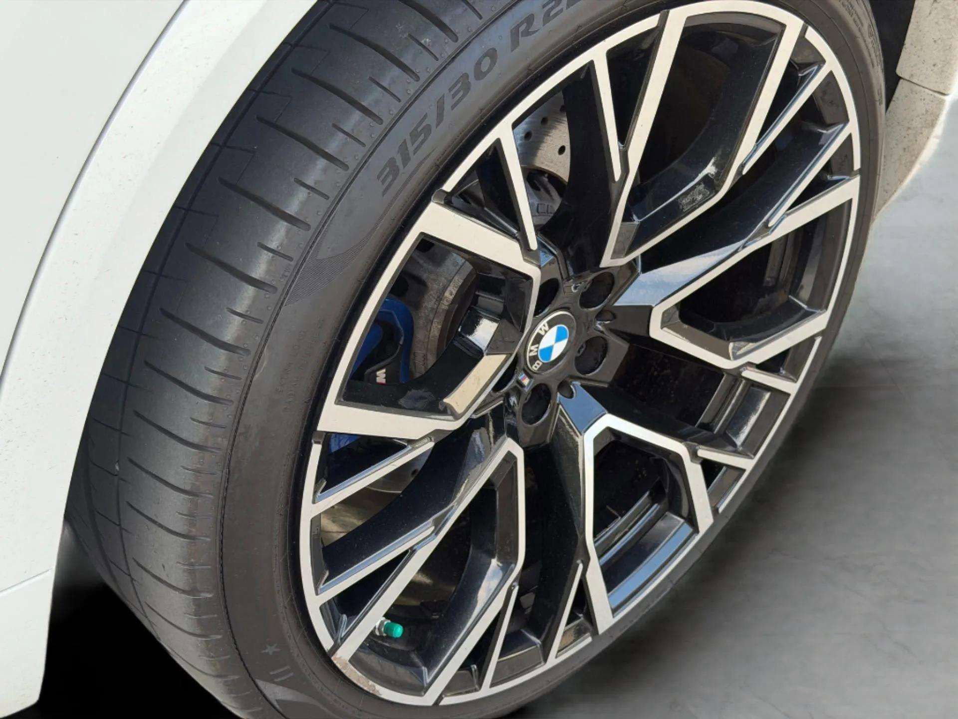 Used 2022 BMW X5 M w/ Executive Package image 42