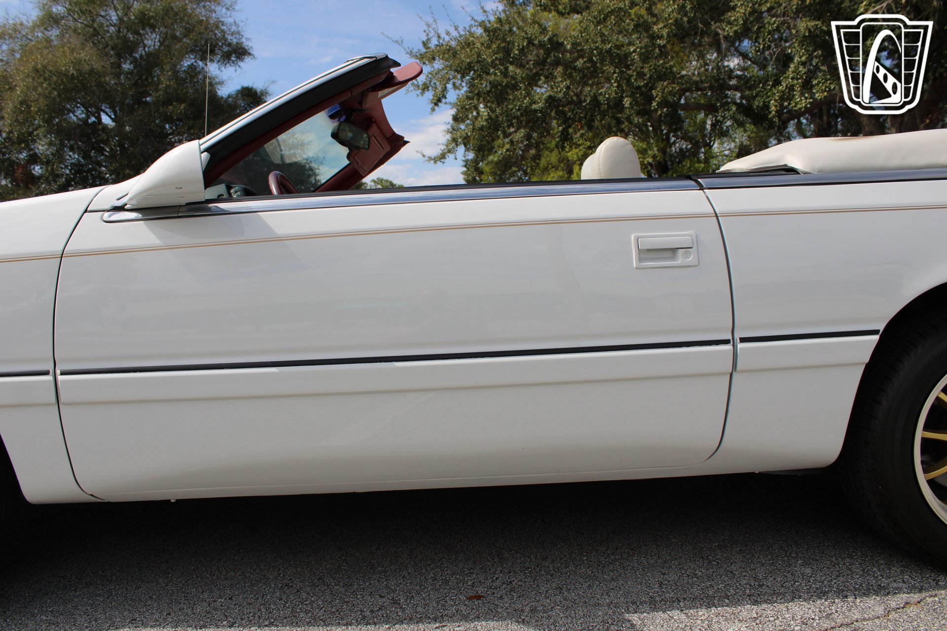 Used 1994 Chrysler LeBaron GTC FWD image 28