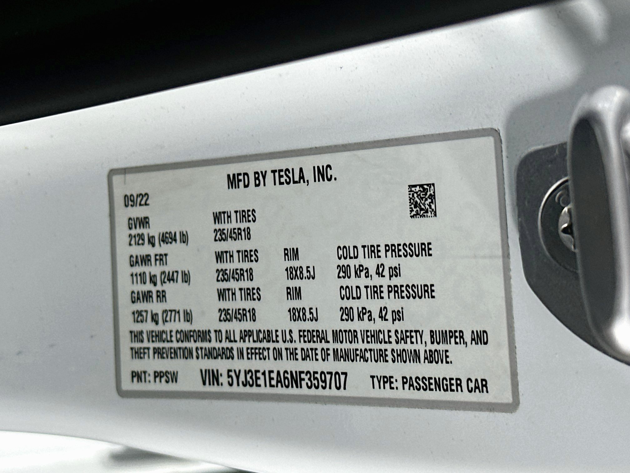 Used 2022 Tesla Model 3 Standard Range Plus RWD image 12