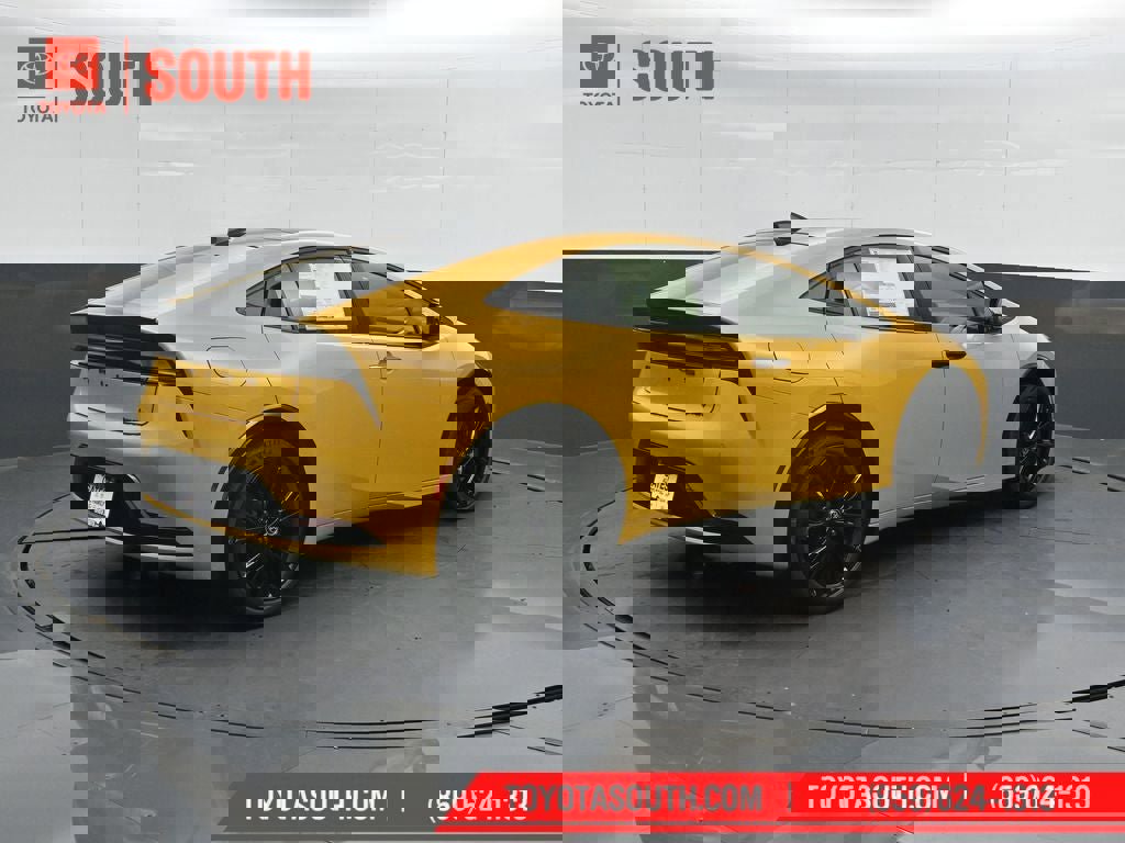 New 2026 Toyota Prius Plug-In Hybrid image 2