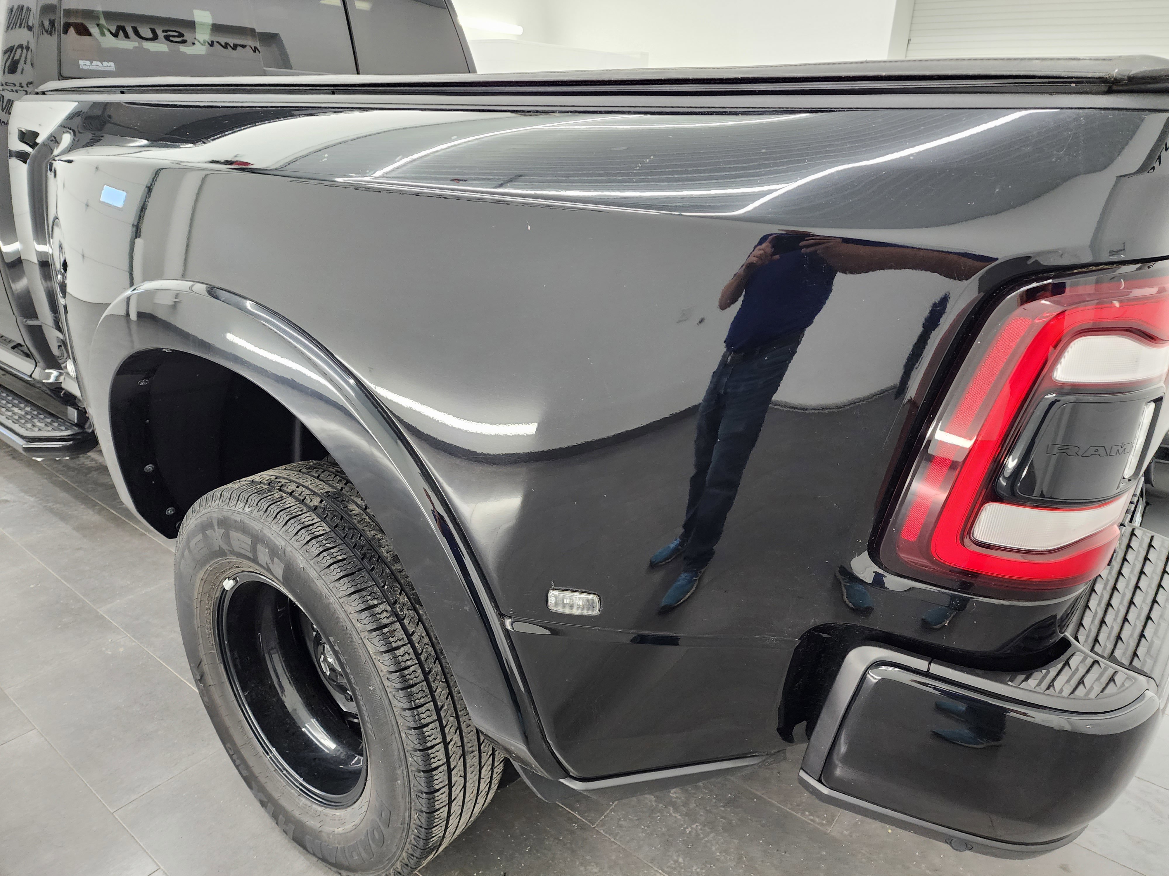 Used 2020 RAM 3500 Laramie image 33