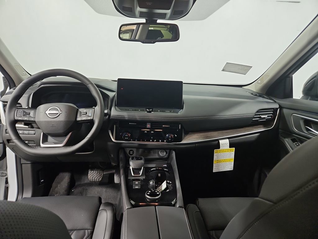 New 2026 Nissan Rogue Platinum image 13