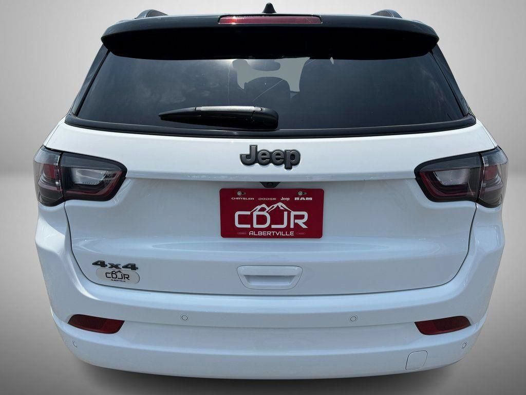 New 2025 Jeep Compass Limited w/ High Altitude Package AWD/4WD image 7